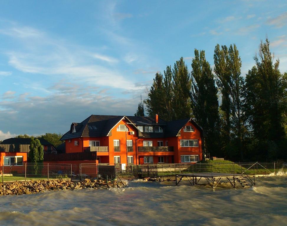 Rider Beach Balatonszárszó Exterior foto