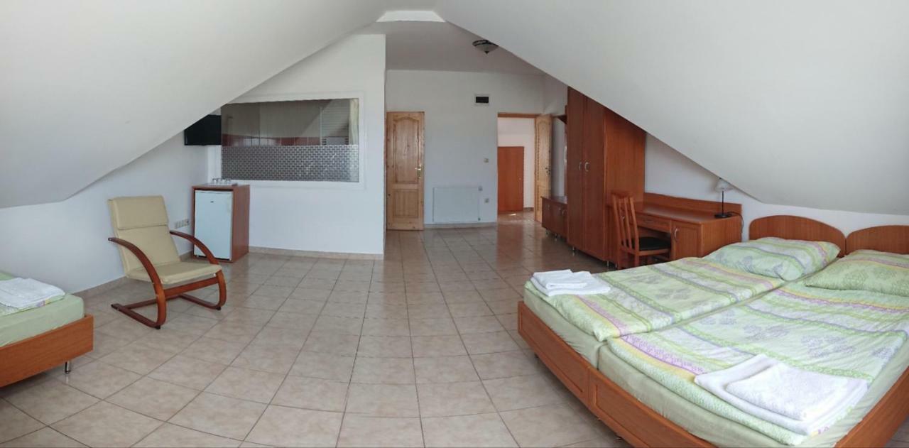 Rider Beach Balatonszárszó Exterior foto