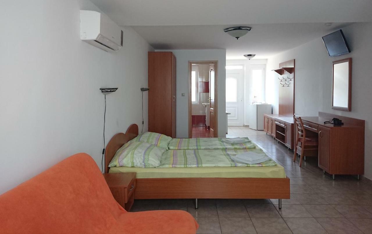 Rider Beach Balatonszárszó Exterior foto
